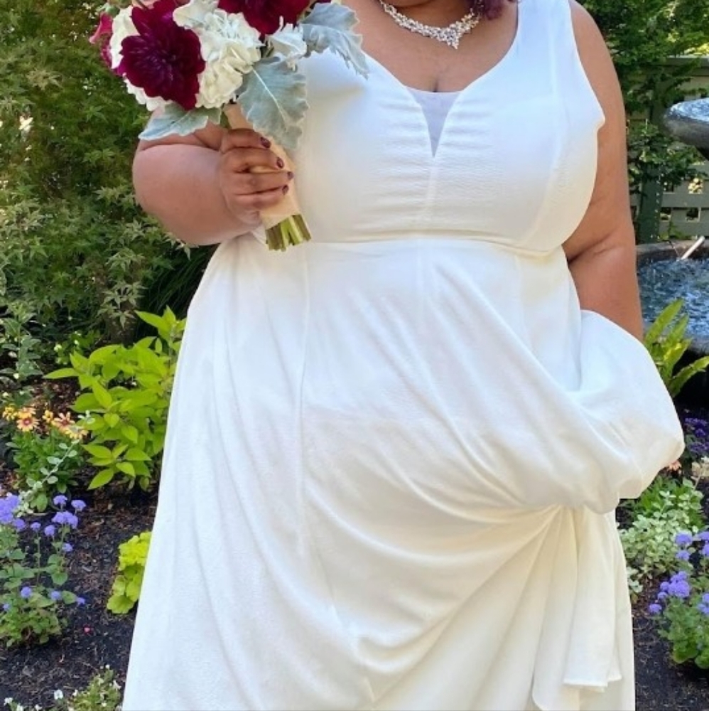 Ivory Jacquard Sweatheart Wedding Dress